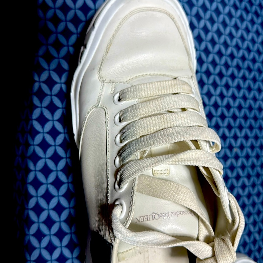 my Alexander mc queen sneaker over size. they are in good condition